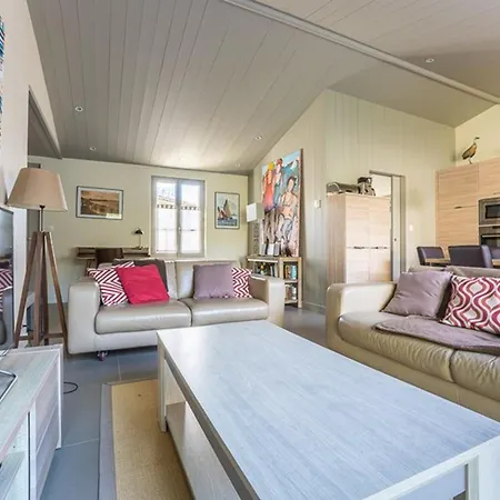 Vakantiehuis Maison Familiale De 6 Pers A 50m De La A - Fr-1-835-37
