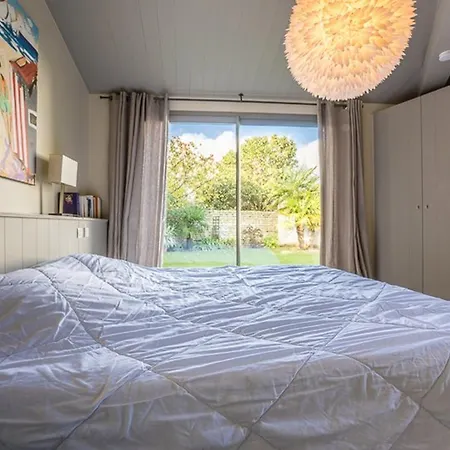 Vakantiehuis Maison Familiale De 6 Pers A 50m De La A - Fr-1-835-37